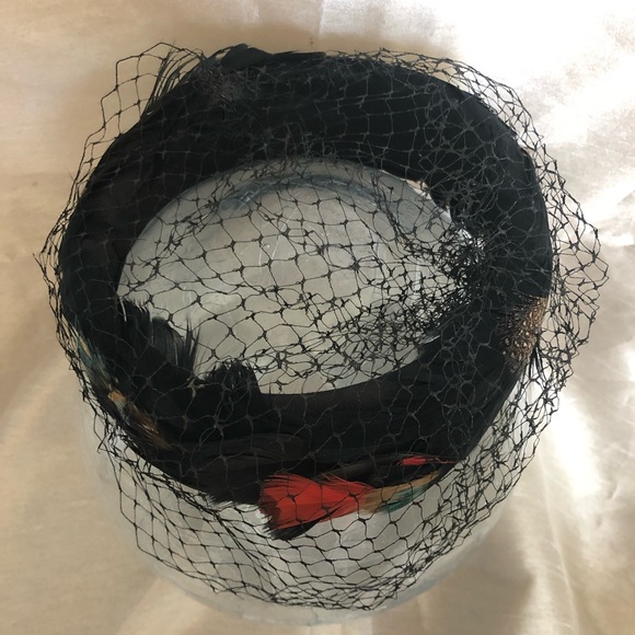 Vintage 1960’s Veiled Feather Ring Hat main image 7